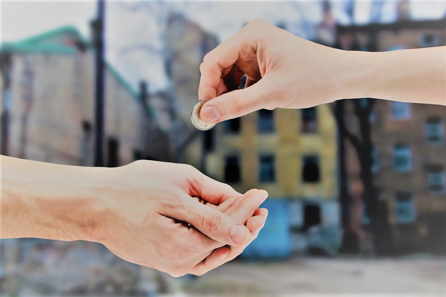 حديث عن الصدقة وفضلها على منفقها و أنواعها