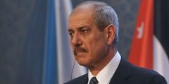 سبب وفاة فايز الطراونة رئيس الوزراء الأردني السابق