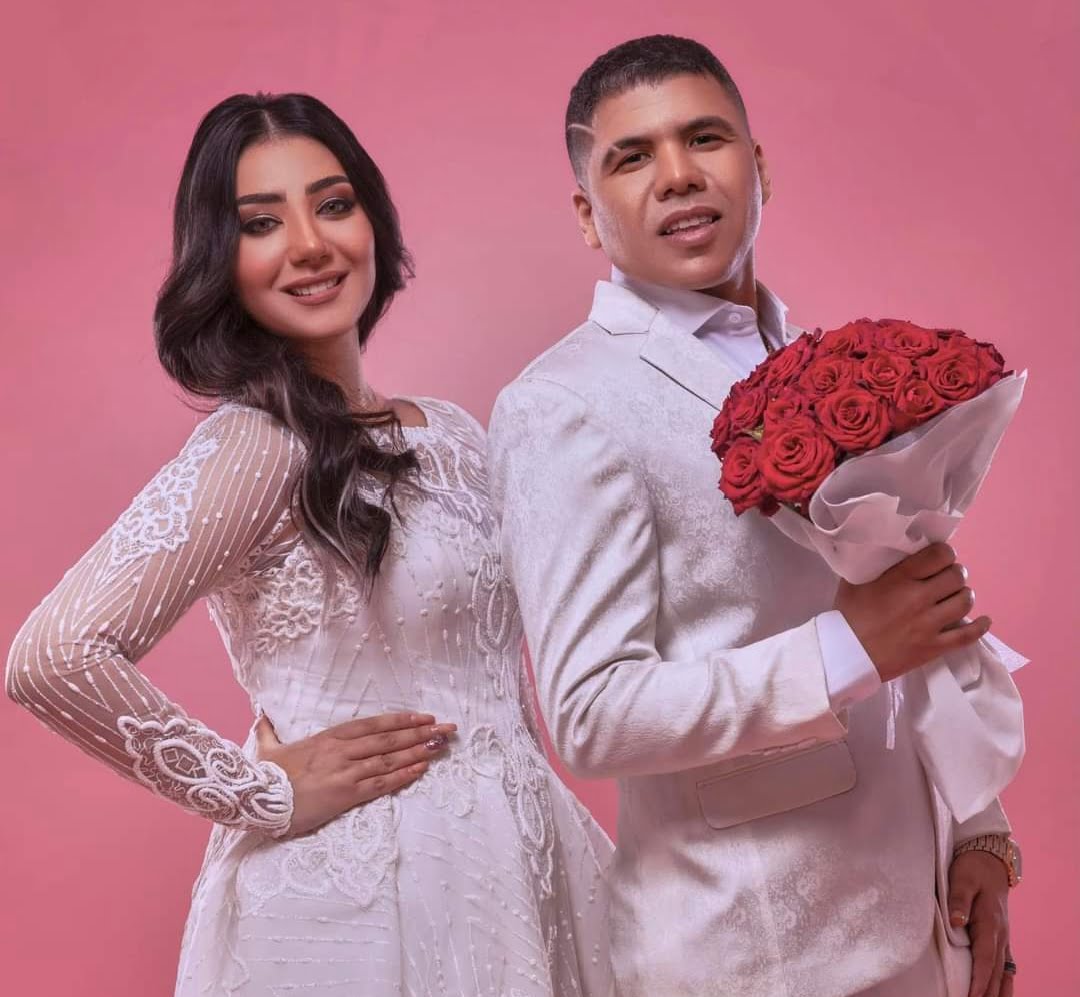 من هي خطيبة عمر كمال