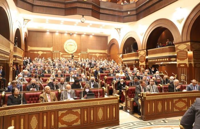 الشيوخ يوافق على المادة المنظمة للعلاوة السنوية للخاضعين لأحكام قانون العمل