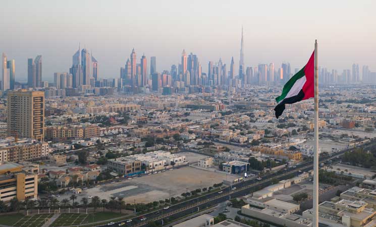 سبب الغاء اجازة نهاية الاسبوع في الامارات