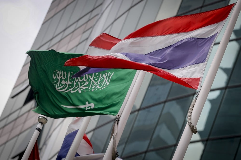 قصة قطع العلاقات مع تايلاند بالتفصيل
