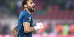 كم راتب ابو جبل مع نادي النصر السعودي