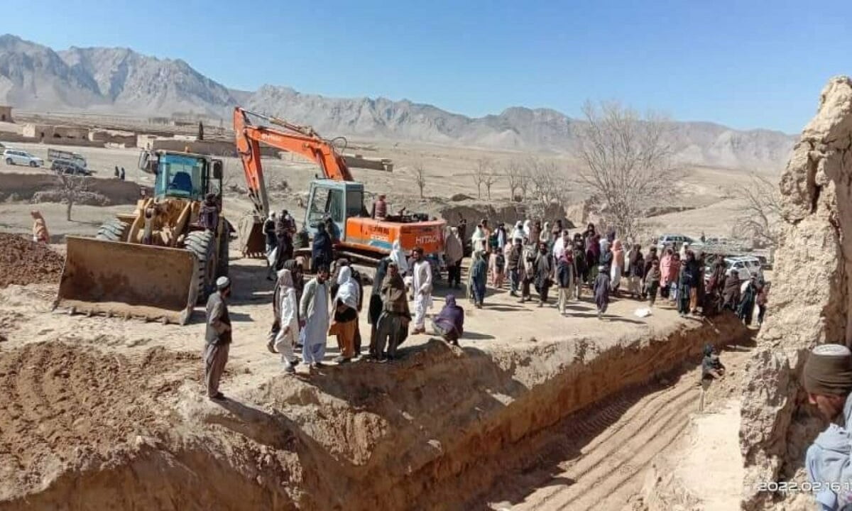 كم عمر الطفل حيدر الافغاني الذي سقط في البئر