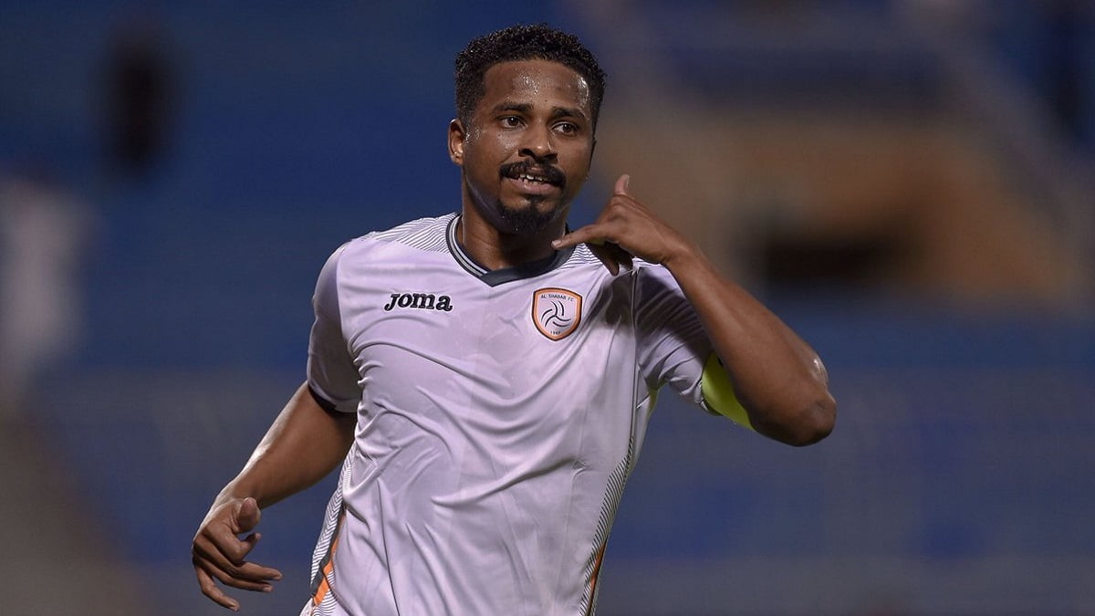 كم عمر ناصر الشمراني