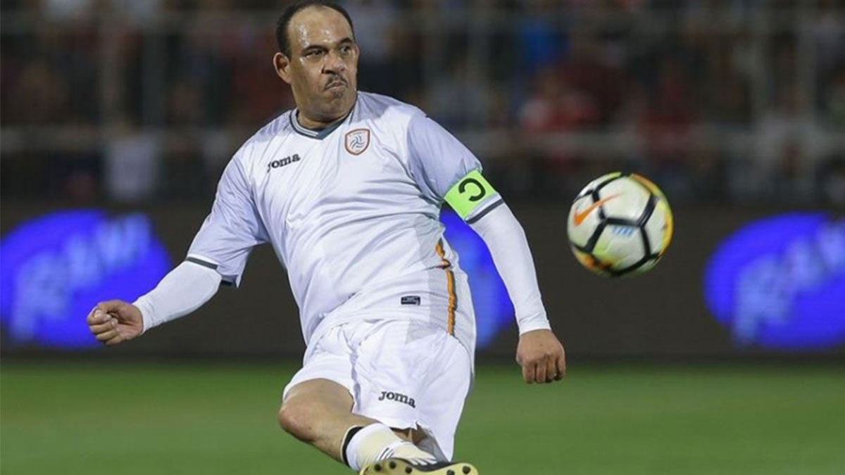من صاحب اول هدف سعودي في كأس العالم