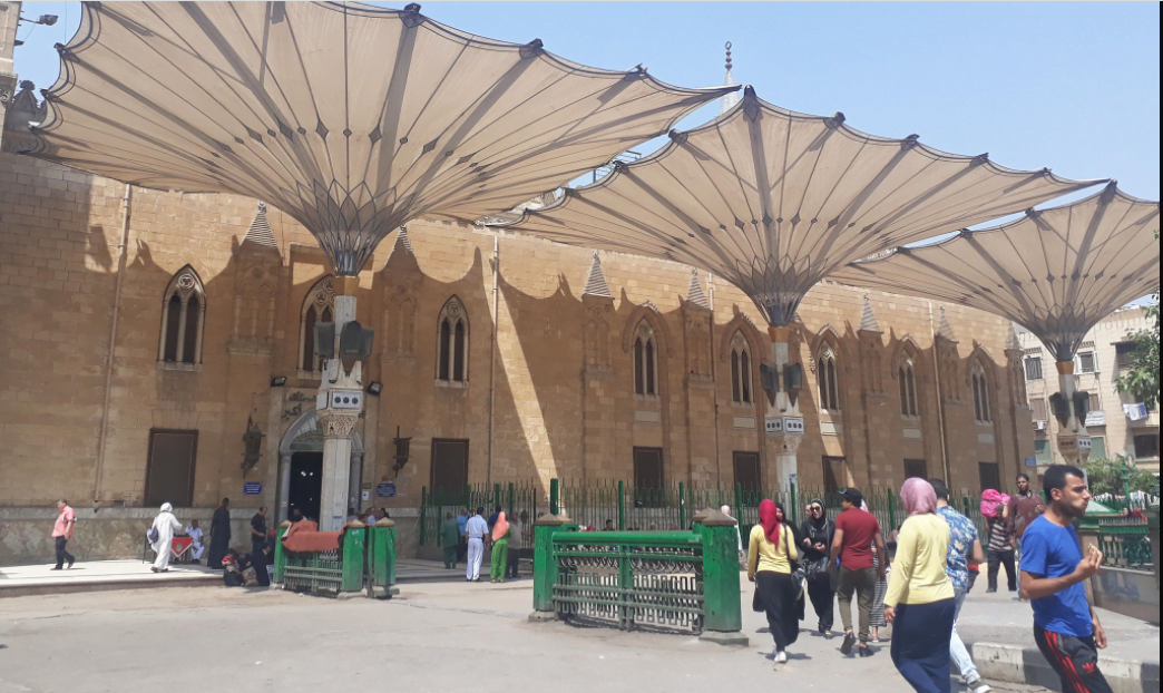 اسباب غلق مسجد الحسين إلى نهاية شهر رمضان