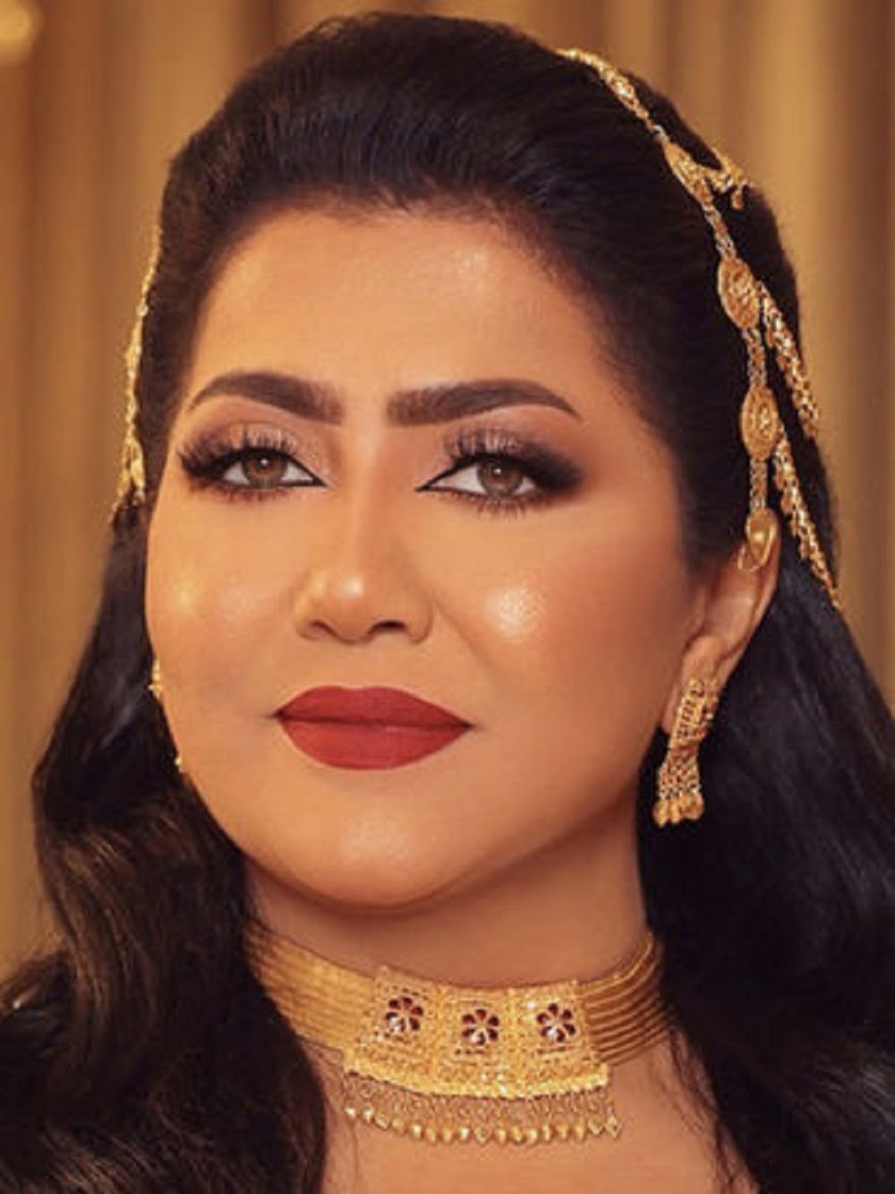 كم عمر فاطمة الحوسني