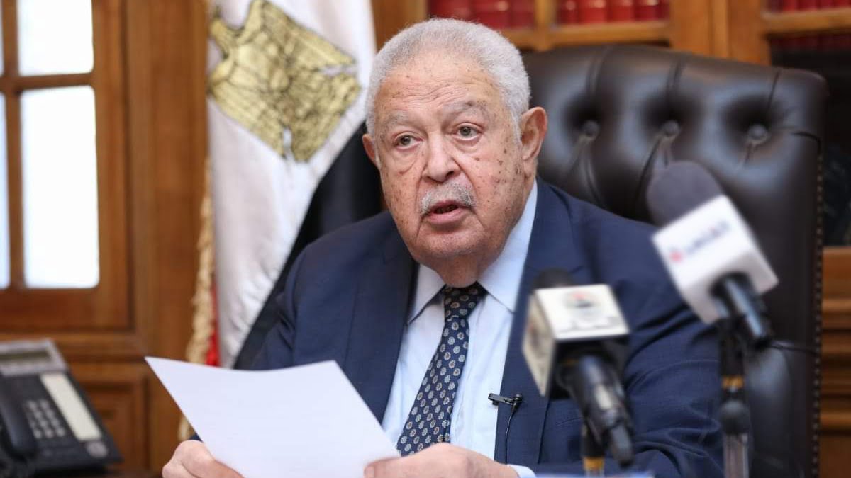 من هو نقيب المحامين المصريين