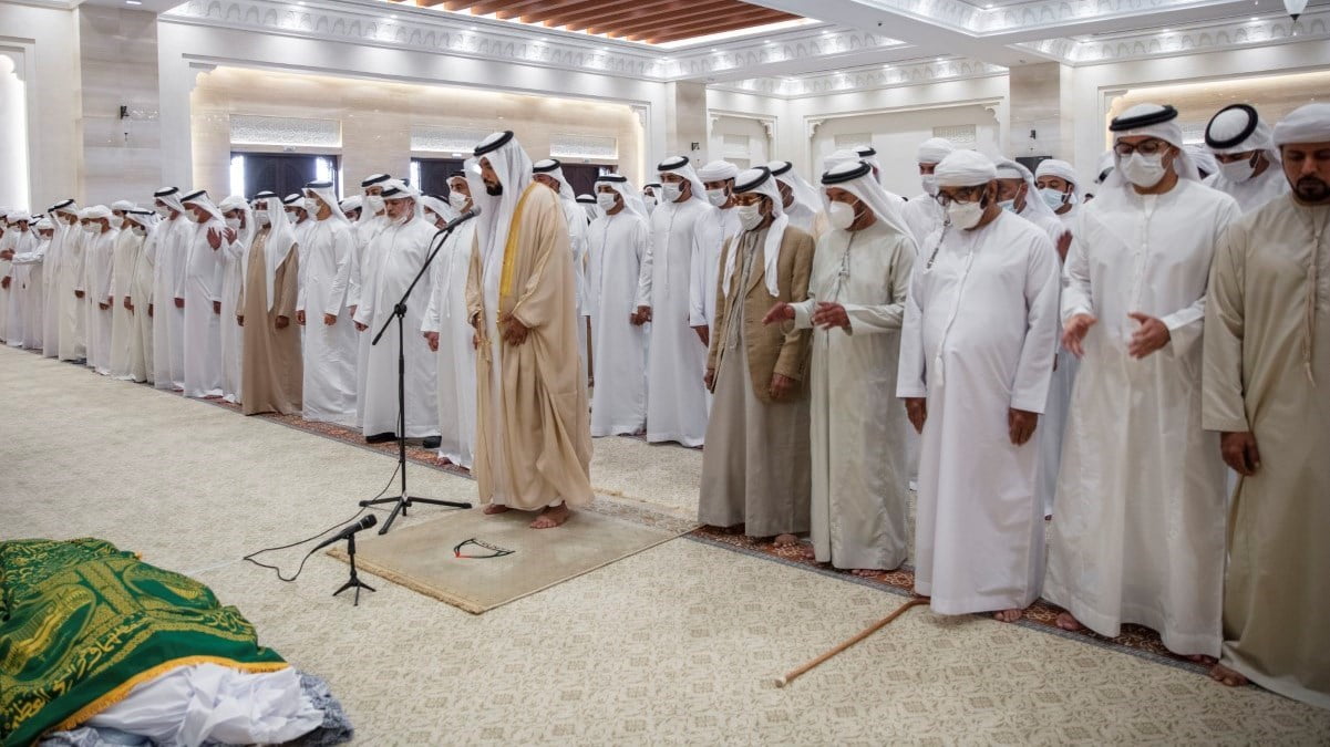 من هي عائشه بنت محمد ال نهيان ويكيبيديا