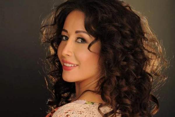 من هي تقلا شمعون السيرة الذاتية