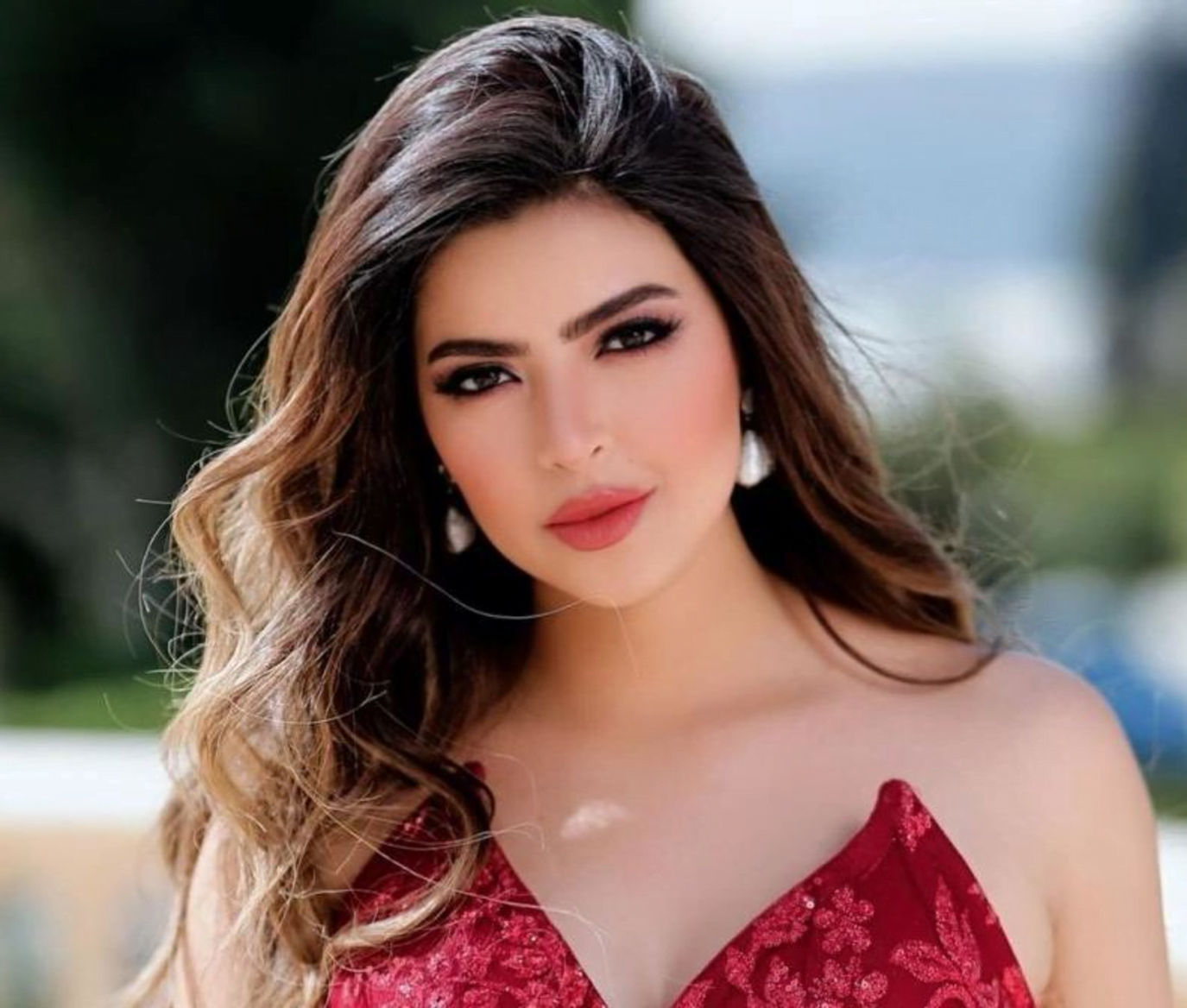 من هي ميرنا جميل ديانتها عمرها