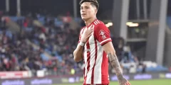 من هو اللاعب داروين نونيز ويكيبيديا