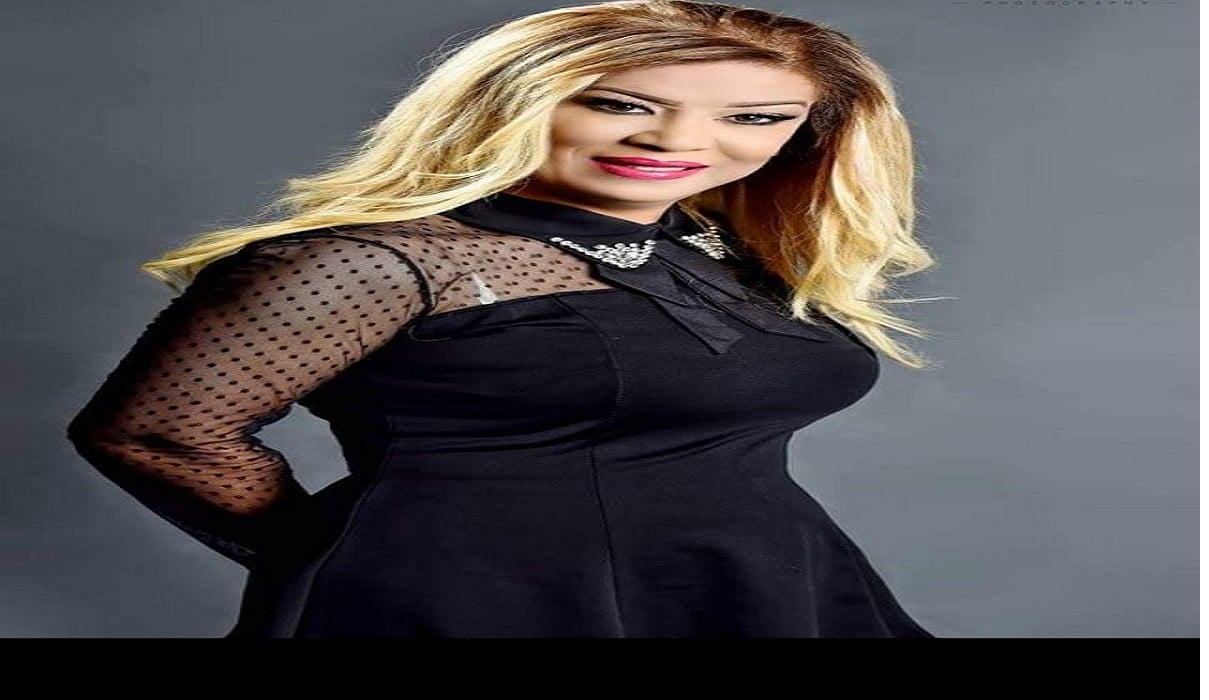 من هي لمياء الرياحي ويكيبيديا السيرة الذاتية