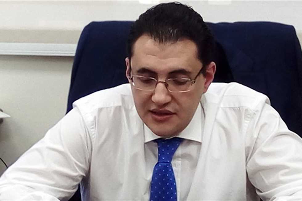من هو خالد مجاهد ويكيبيديا