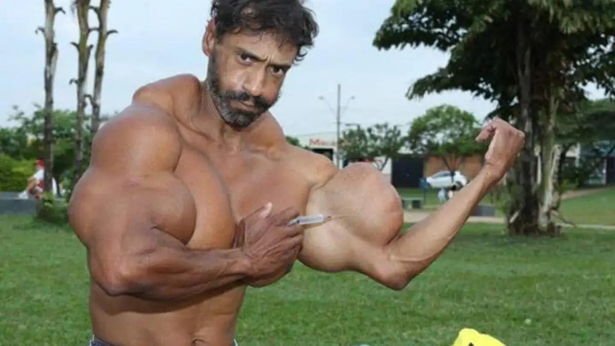 من هو البرازيلي فالدير سيجاتو الملقب بالهلك