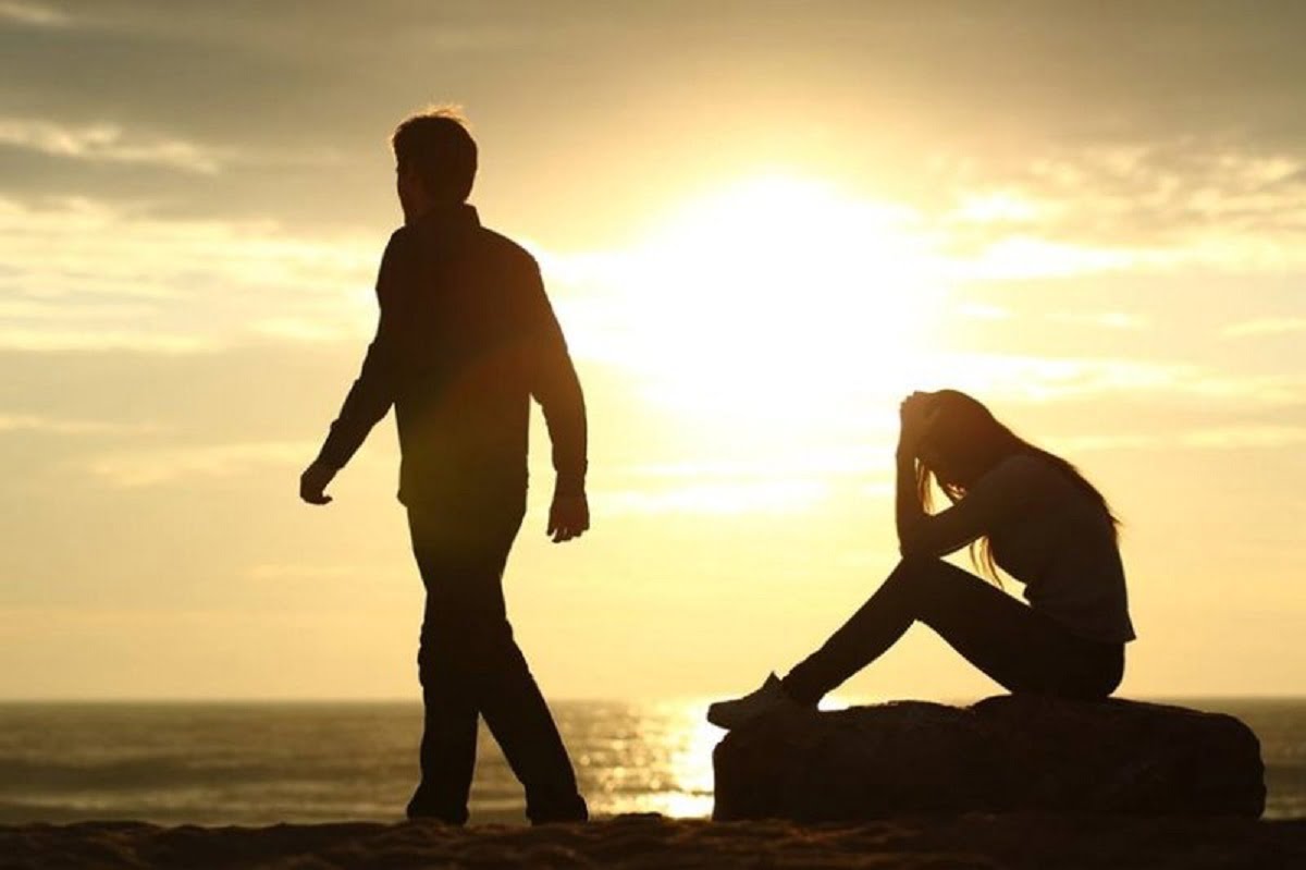علامات تدل على أن الرجل يشتهيك ولا يحبك