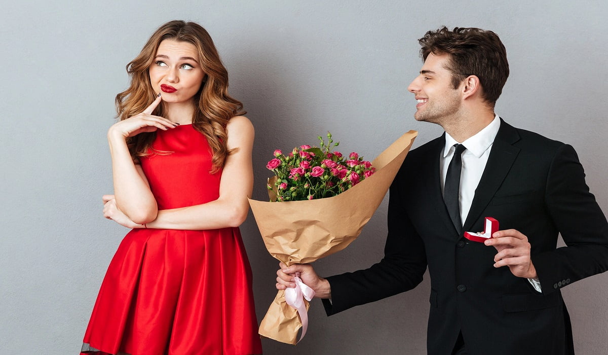 قصة واقعية عن رجل رفضته كل النساء فتزوج أجملهن الجزء الاول