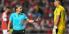 من هي حكمة مباراة ريال مدريد وسيلتك وكم عمرها