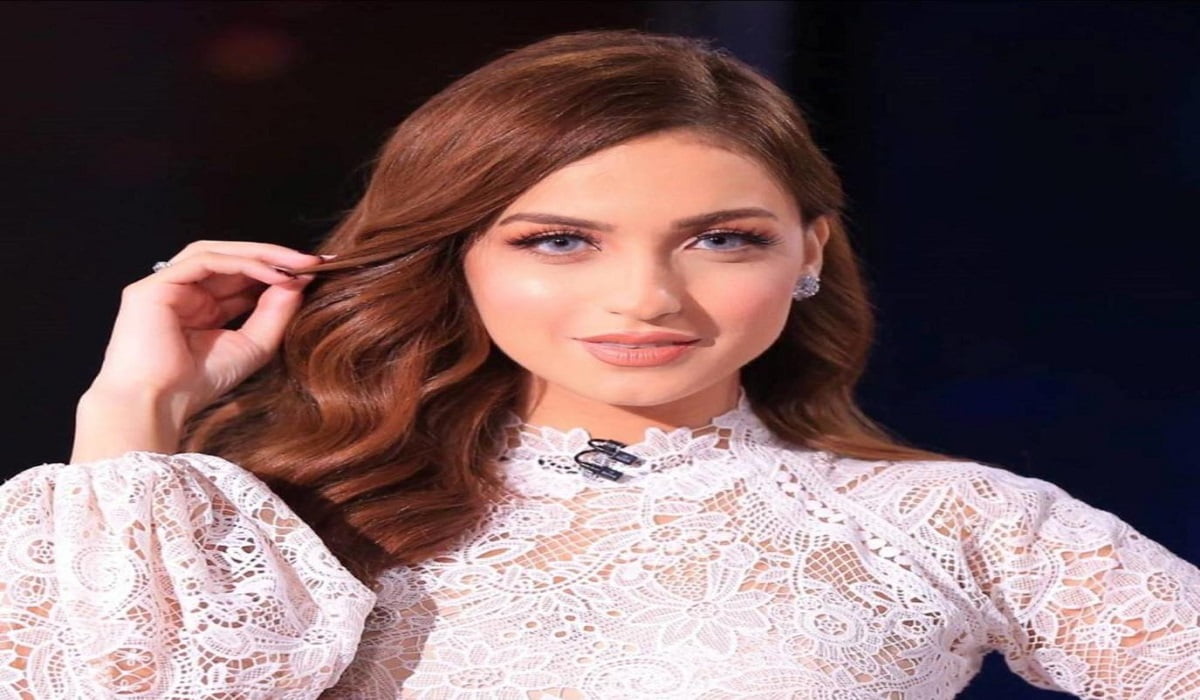 معلومات عن ياسمين عز