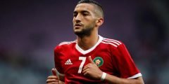 من هي والدة حكيم زياش لاعب المغرب ؟