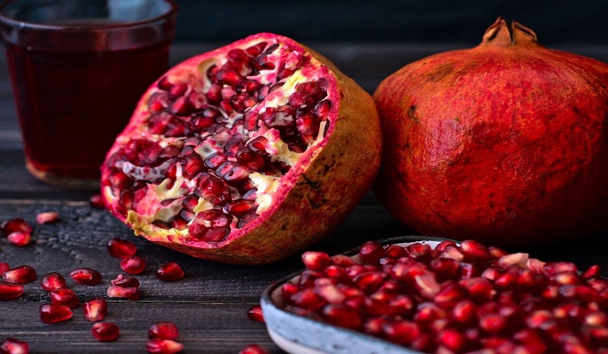 ما هي فوائد تناول الرمان أثناء الحمل